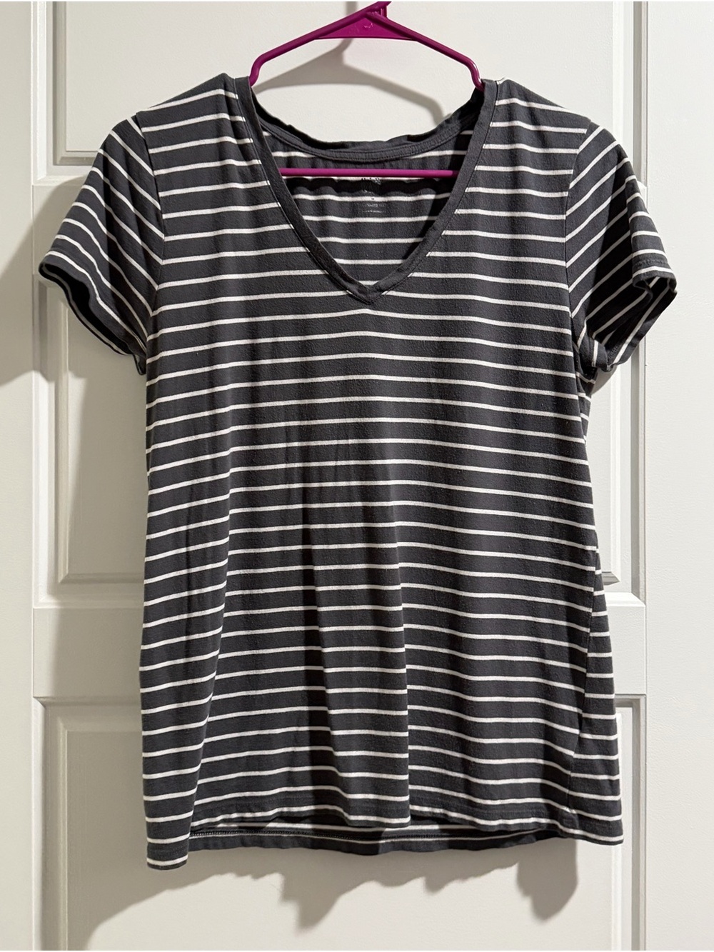 Gap Charcoal & White Striped V-Neck Short Sleeve Tee